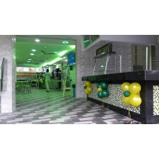 Balloon wall cluster